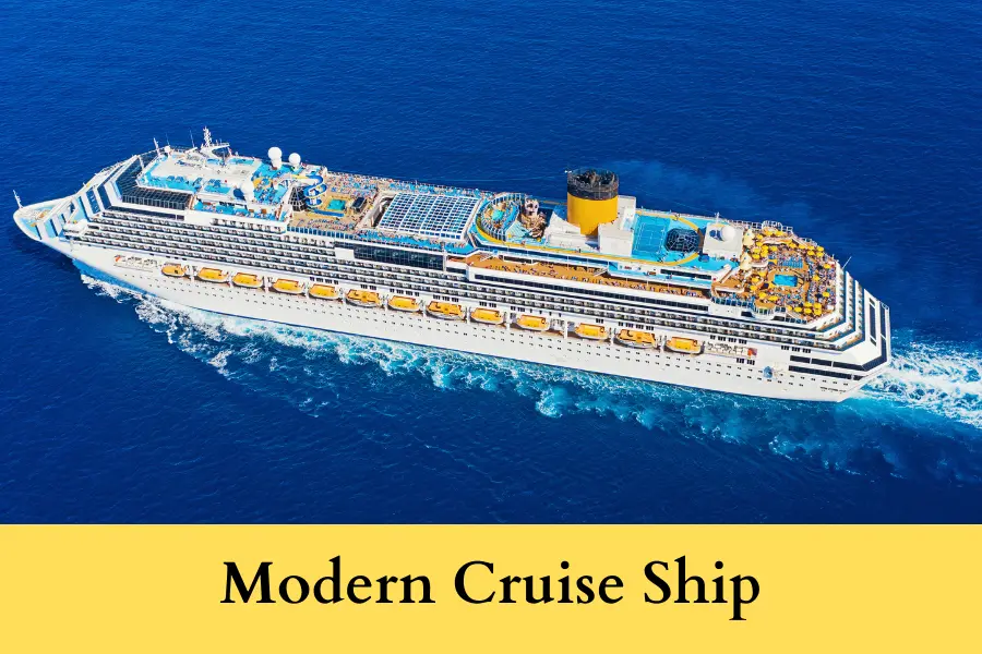 50 percent of Modern Cruise Ship is 500 Feet big or tall