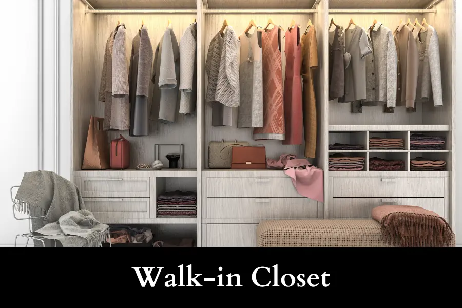 Walk-in Closet is 200 square big